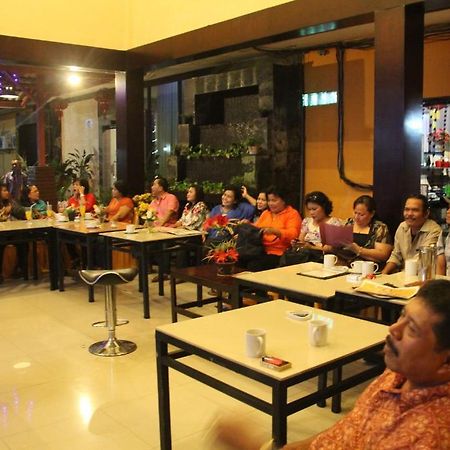 Hotel Sing A Song Pematang Siantar Exterior foto