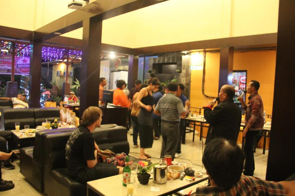 Hotel Sing A Song Pematang Siantar Exterior foto